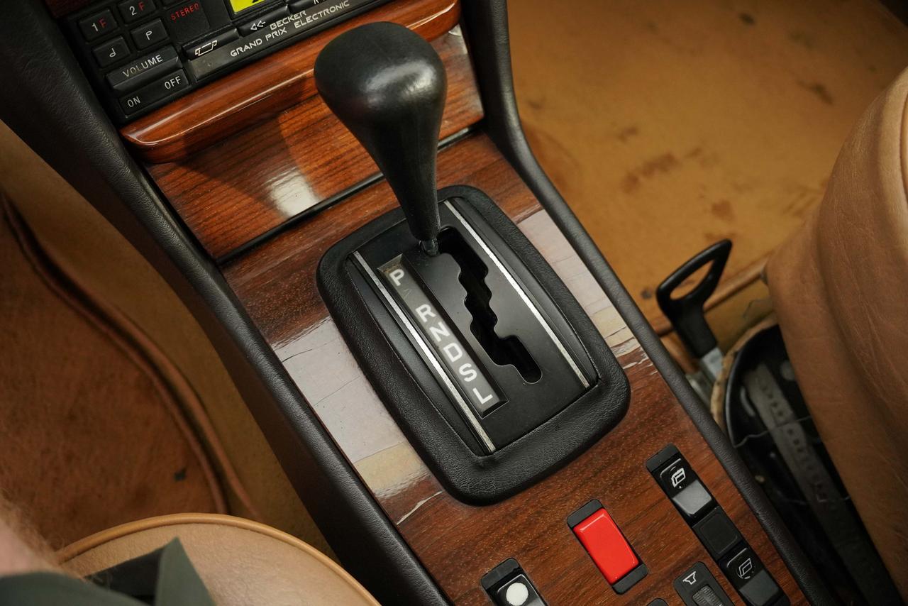 1984 Mercedes-Benz 300-Class 300 D Photo