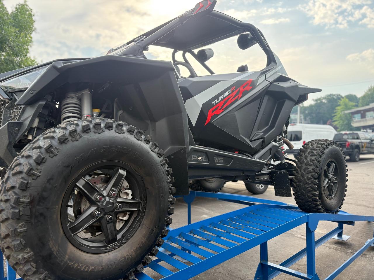 2023 Polaris RZR 1000 XP TURBO SIDE BY SIDE Photo1