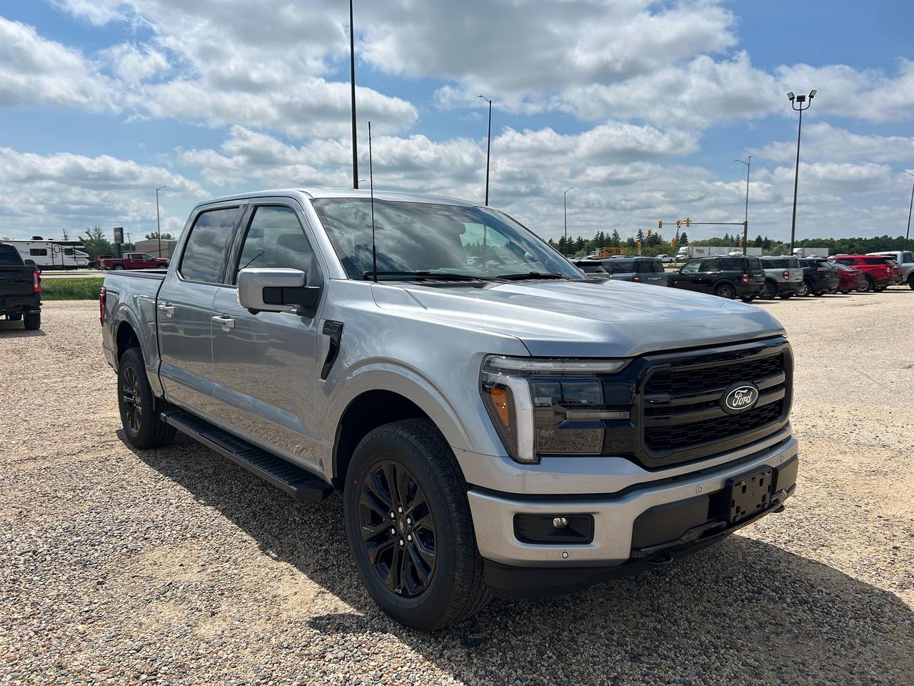 2026 Ford F-150 LARIAT 4WD SuperCrew 5.5' Box 501A Photo2