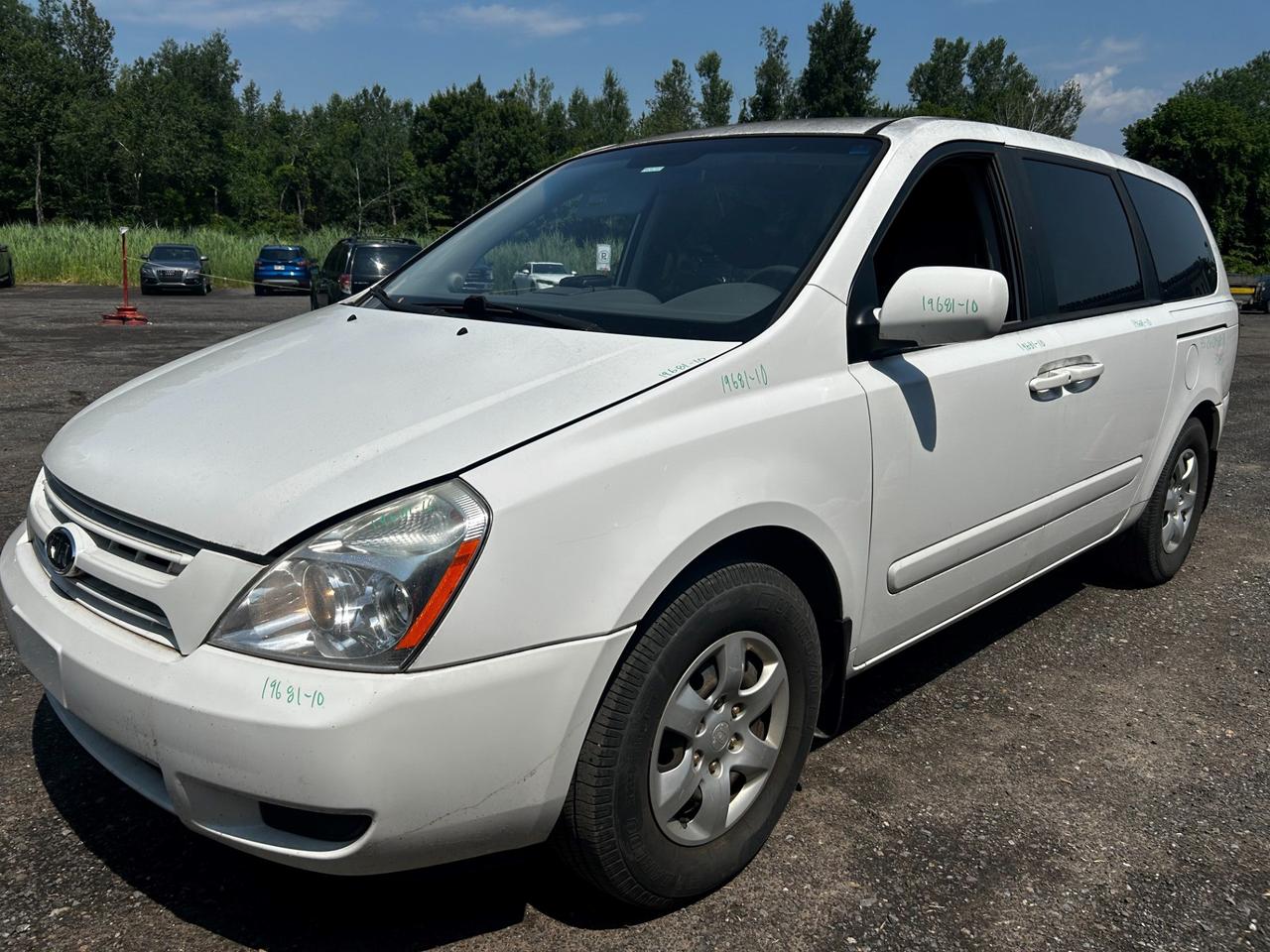 Used 2010 Kia Sedona SWB for sale in Saint-Lazare, QC
