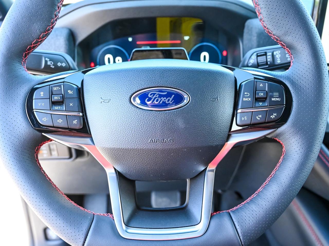 2026 Ford Explorer ST-Line Photo