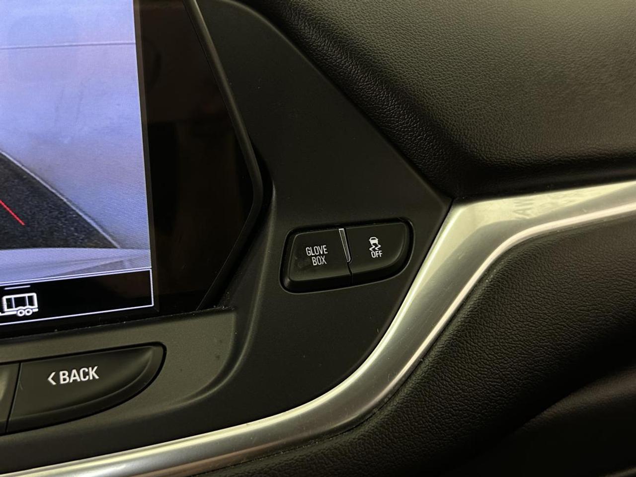 2021 Chevrolet Blazer LT/AWD/LOCAL TRADE! Photo