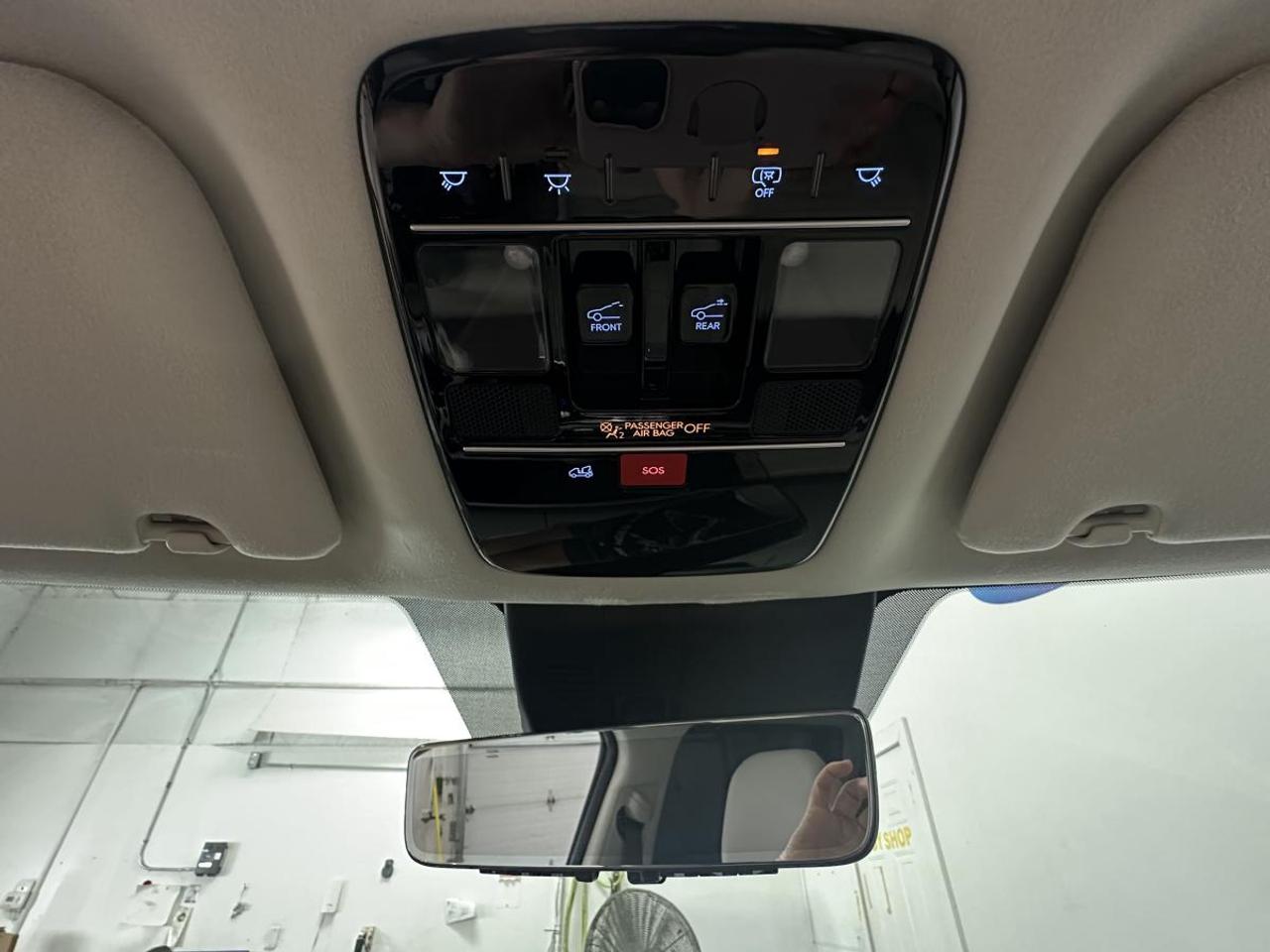 2025 Hyundai Santa Fe ULTIMATE CALLIGRAPHY AWD Photo