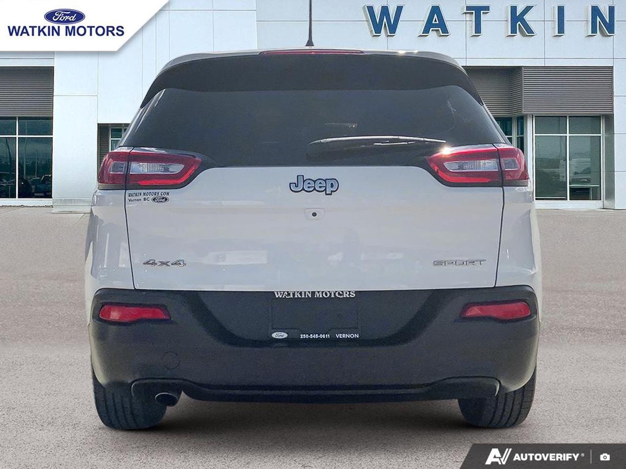 2014 Jeep Cherokee SPORT 4WD Photo3