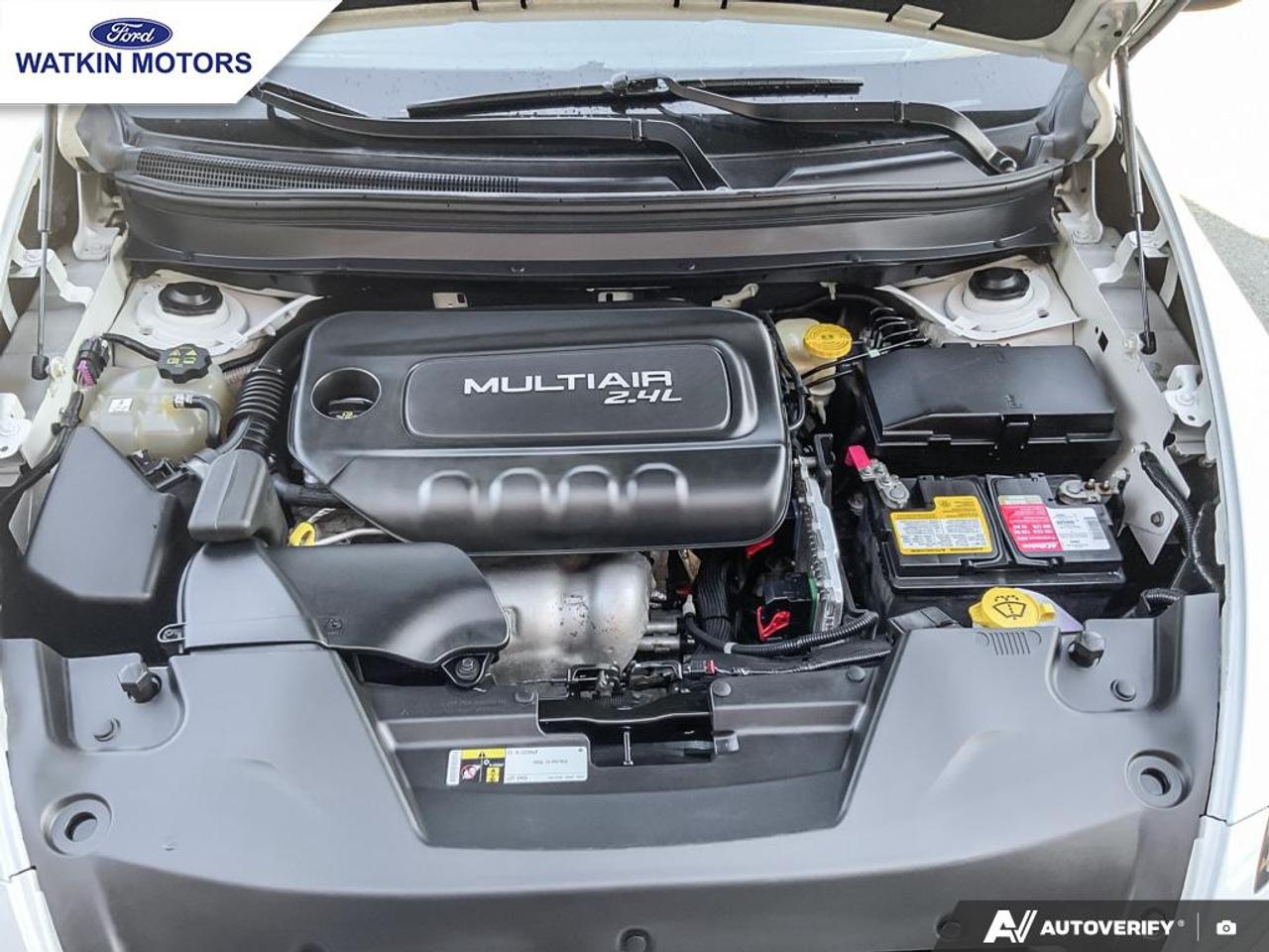 2014 Jeep Cherokee SPORT 4WD Photo12
