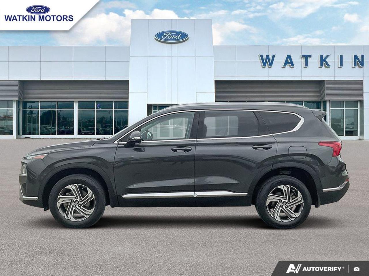 2022 Hyundai Santa Fe SEL Photo1