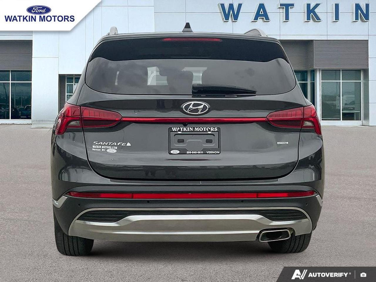 2022 Hyundai Santa Fe SEL Photo3