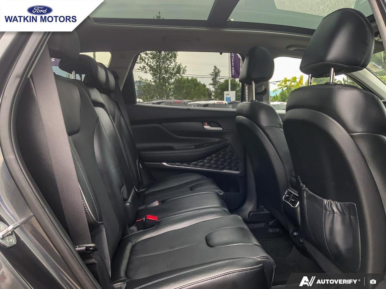 2022 Hyundai Santa Fe SEL Photo25