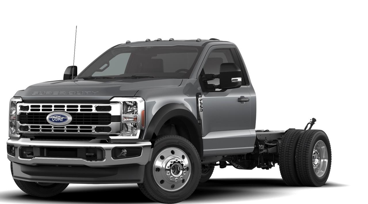 2026 Ford F-550 Super Duty DRW XLT 4WD REG CAB 169" WB 84" CA Photo0