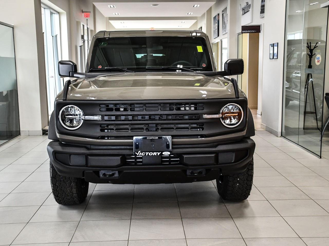 2026 Ford Bronco Base 4 Door 4x4 Photo1