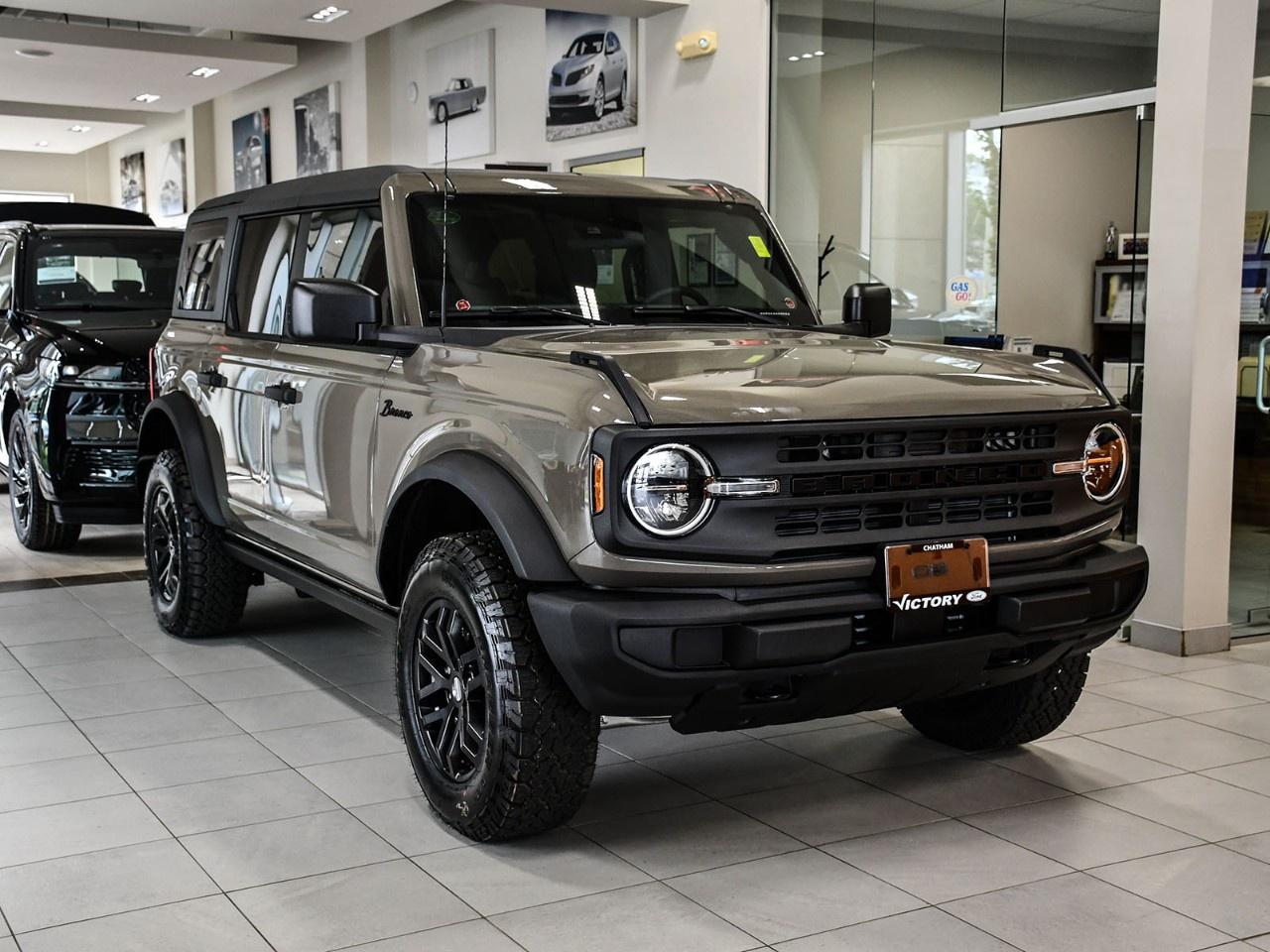 2026 Ford Bronco Base 4 Door 4x4 Photo0