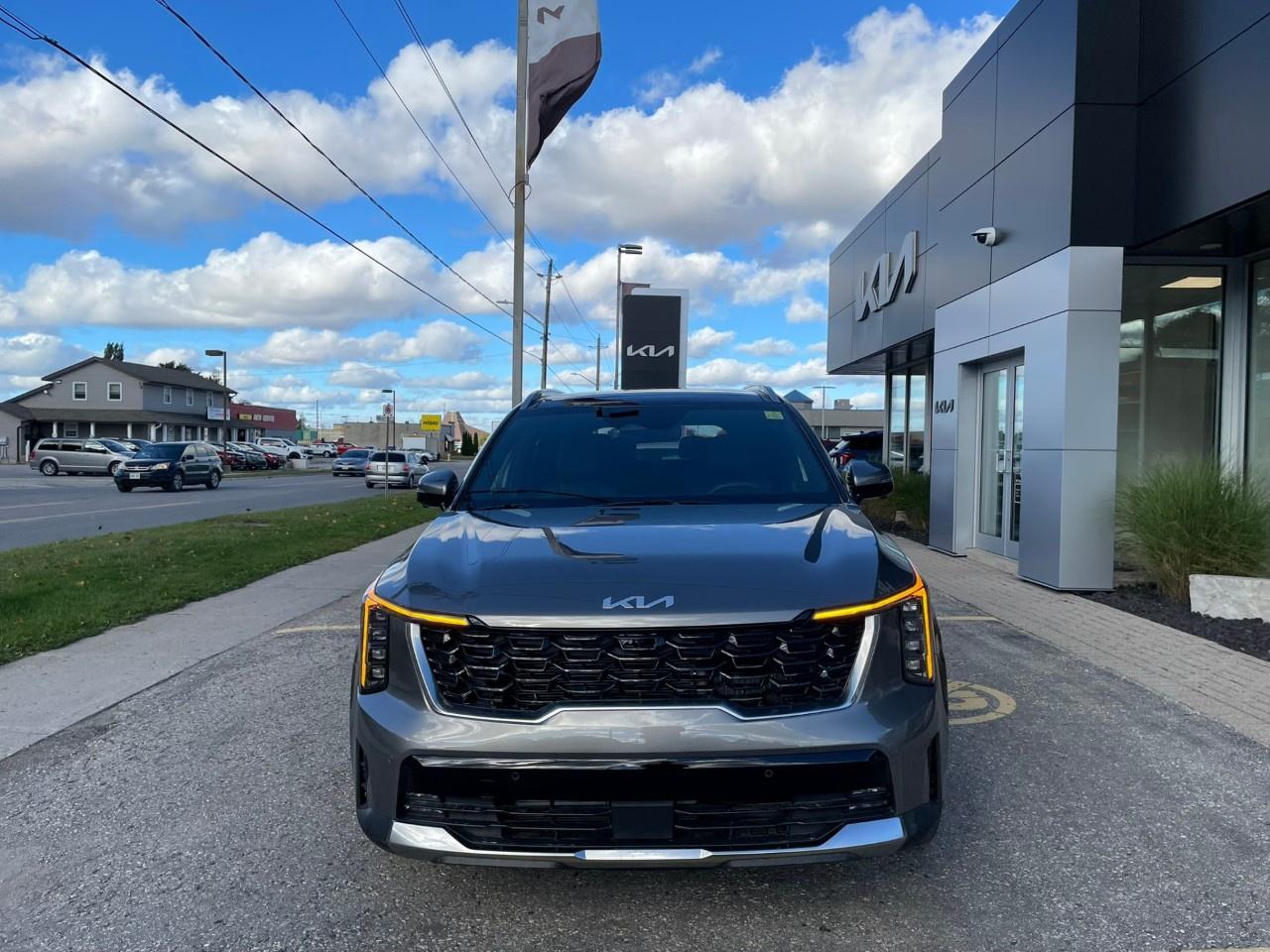 2026 Kia Sorento Hybrid SX AWD Photo2