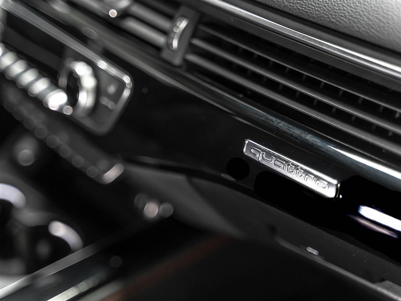 2019 Audi A4 Progressiv|S-Line|Black OpticsPkg|Carbon Fiber Mirrors Photo