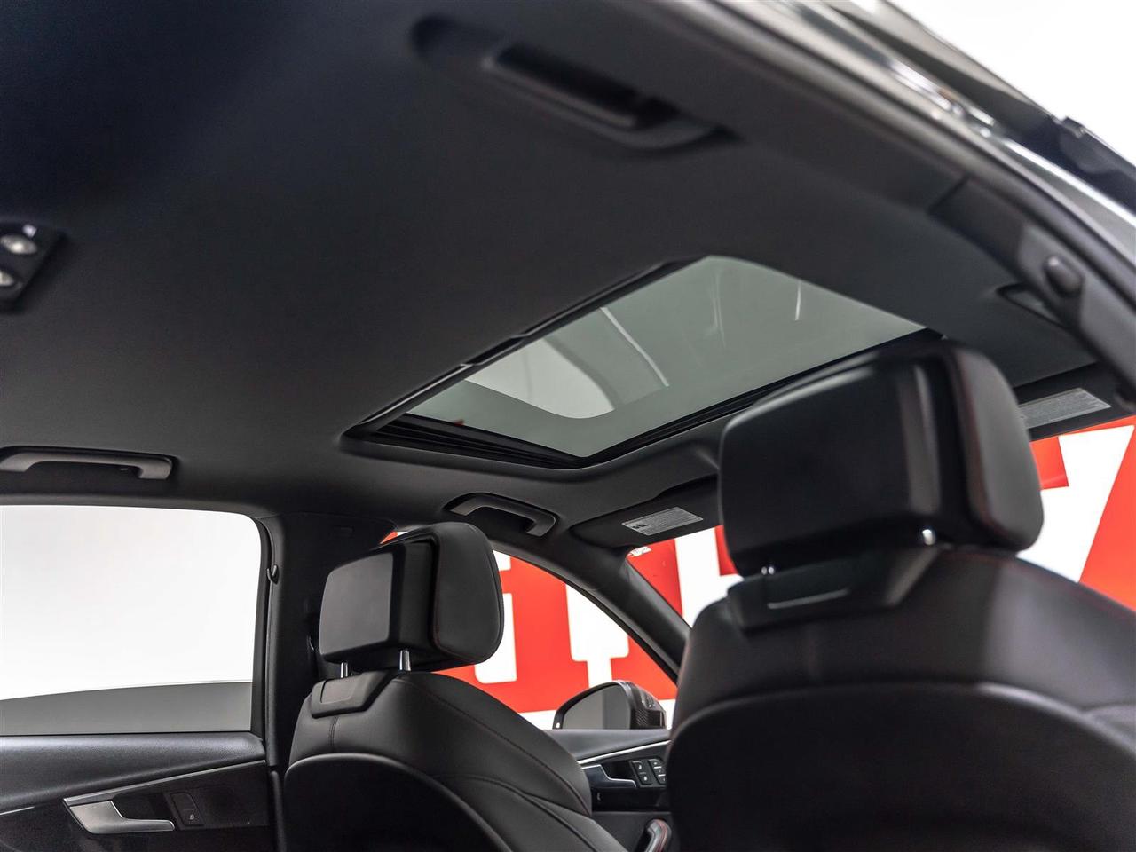 2019 Audi A4 Progressiv|S-Line|Black OpticsPkg|Carbon Fiber Mirrors Photo