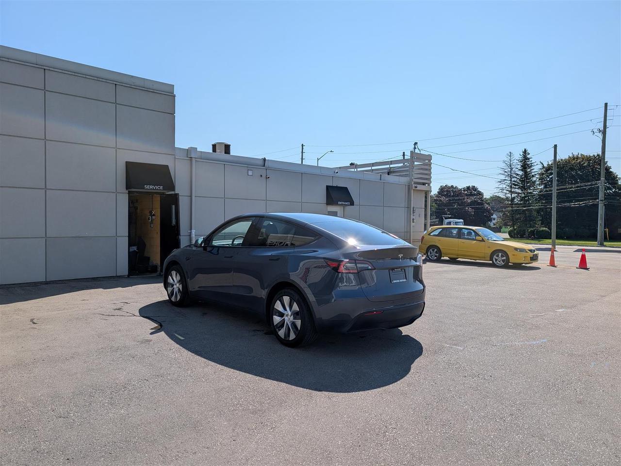 2021 Tesla Model Y STANDARD Photo