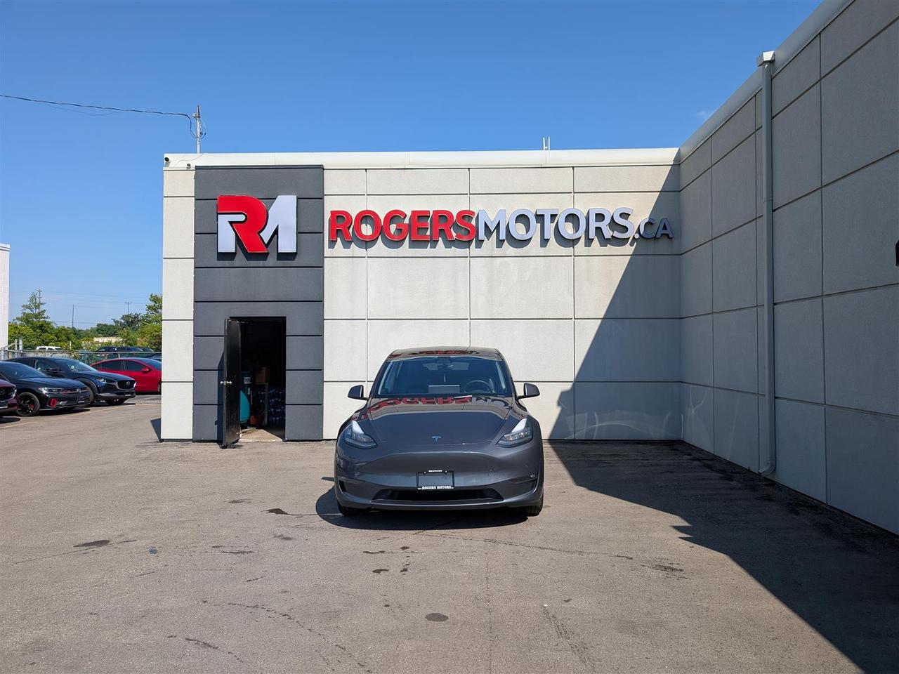 2021 Tesla Model Y STANDARD Photo