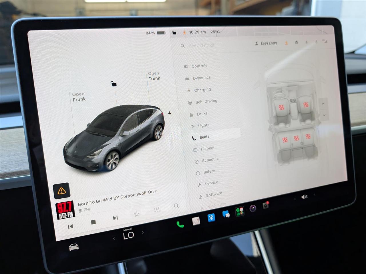2021 Tesla Model Y STANDARD Photo