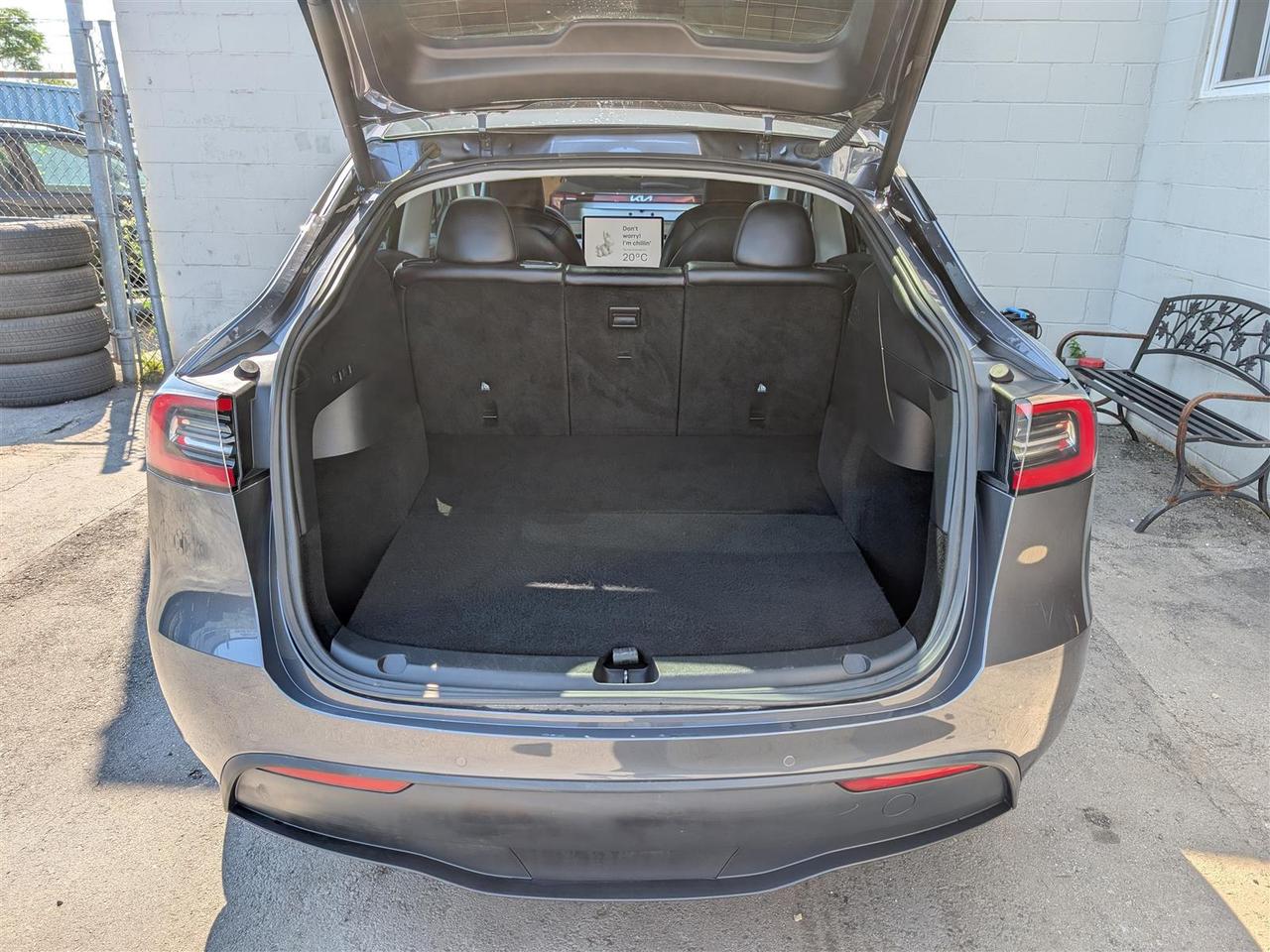 2021 Tesla Model Y STANDARD Photo