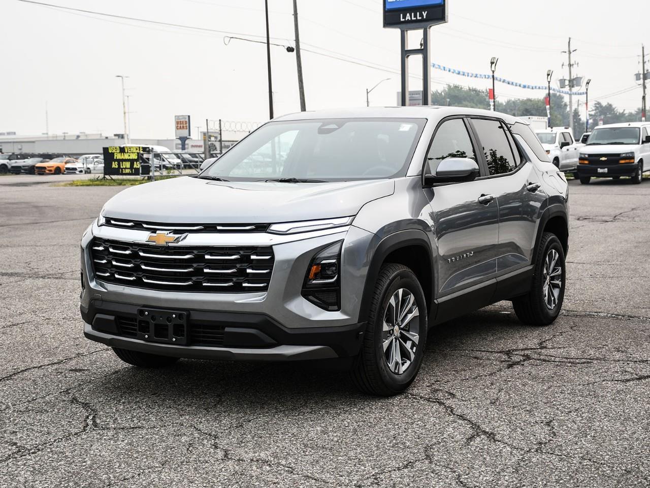 2027 Chevrolet Equinox LT Photo2
