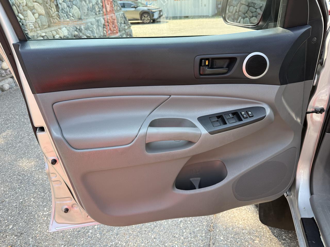 2013 Toyota Tacoma Doublecab LG BD SR5 Photo