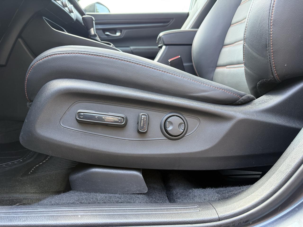 2025 Honda CR-V Hybrid EX-L Photo