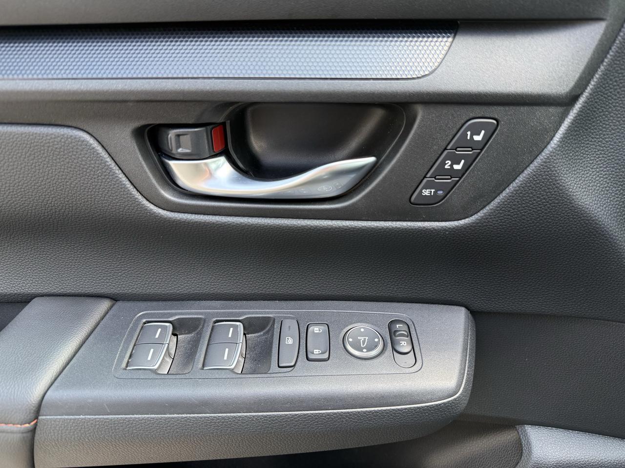 2025 Honda CR-V Hybrid EX-L Photo
