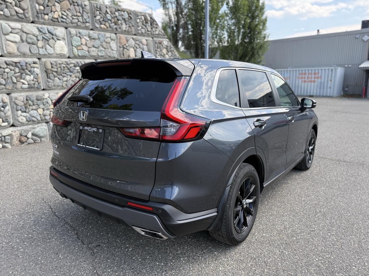 2025 Honda CR-V Hybrid EX-L Photo