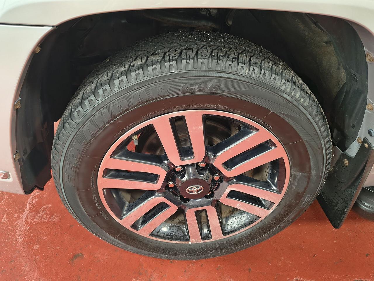 2018 Toyota 4Runner Limited Photo