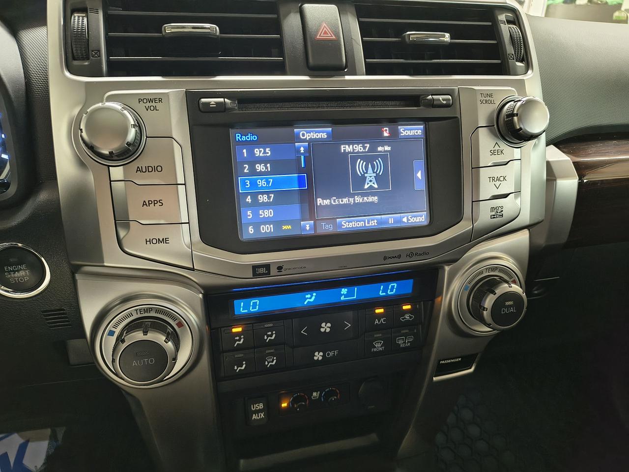 2018 Toyota 4Runner Limited Photo0