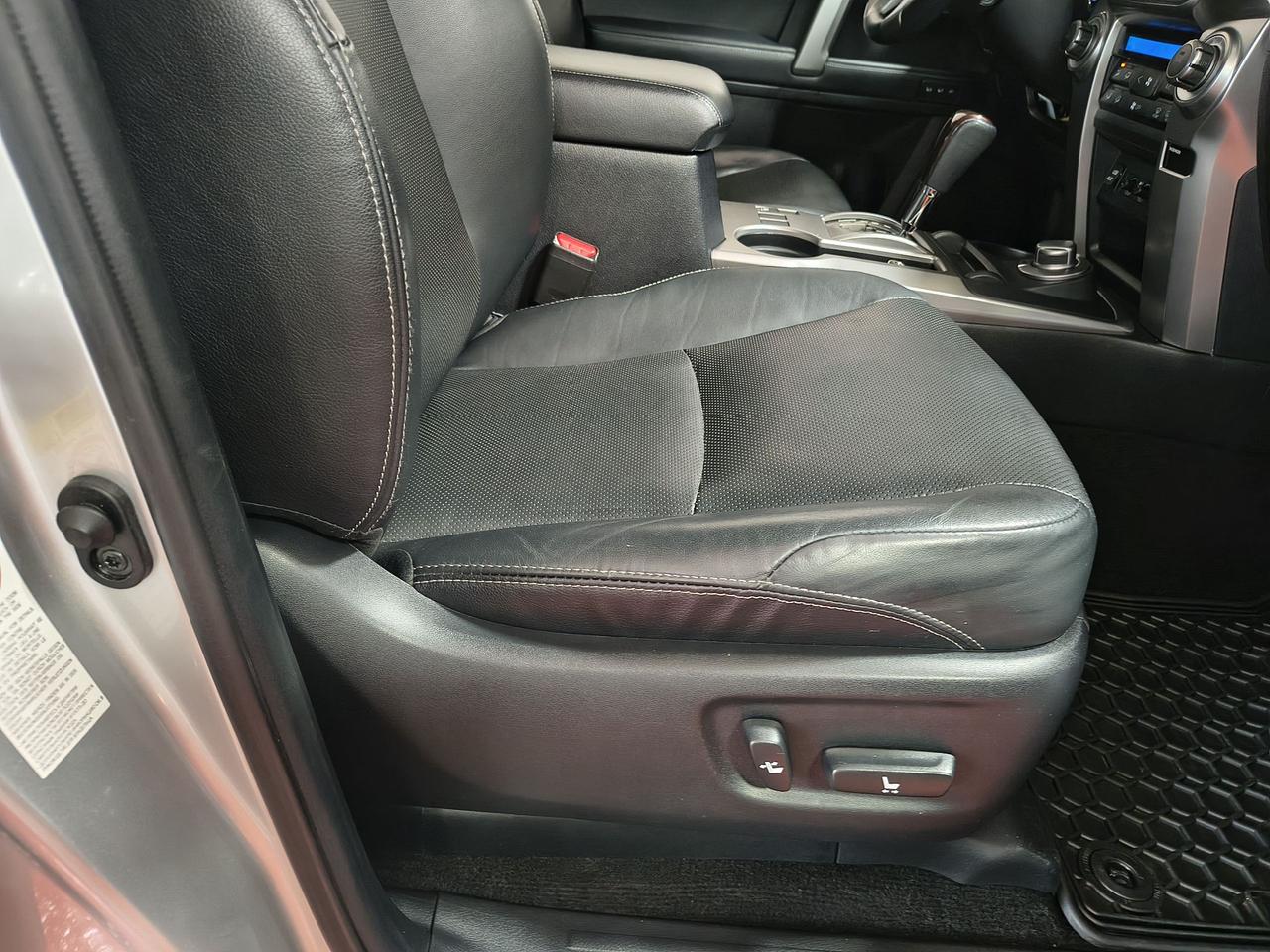 2018 Toyota 4Runner Limited Photo0