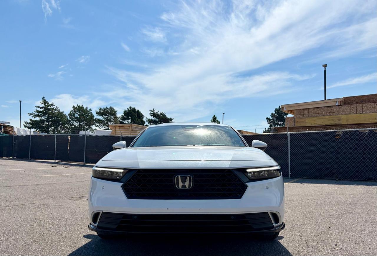 2023 Honda Accord Touring - Photo #2