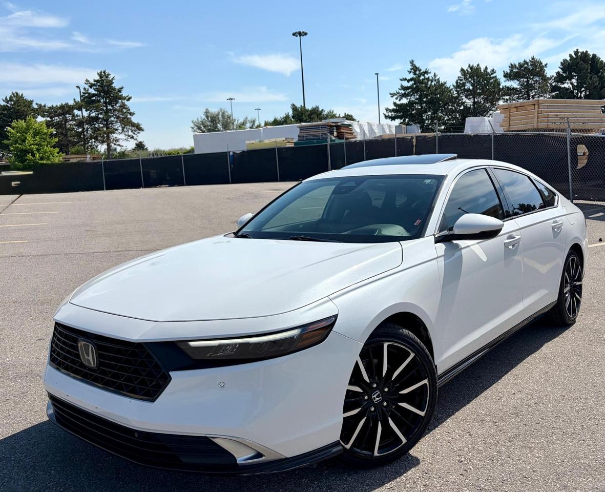 2023 Honda Accord Touring - Photo #3