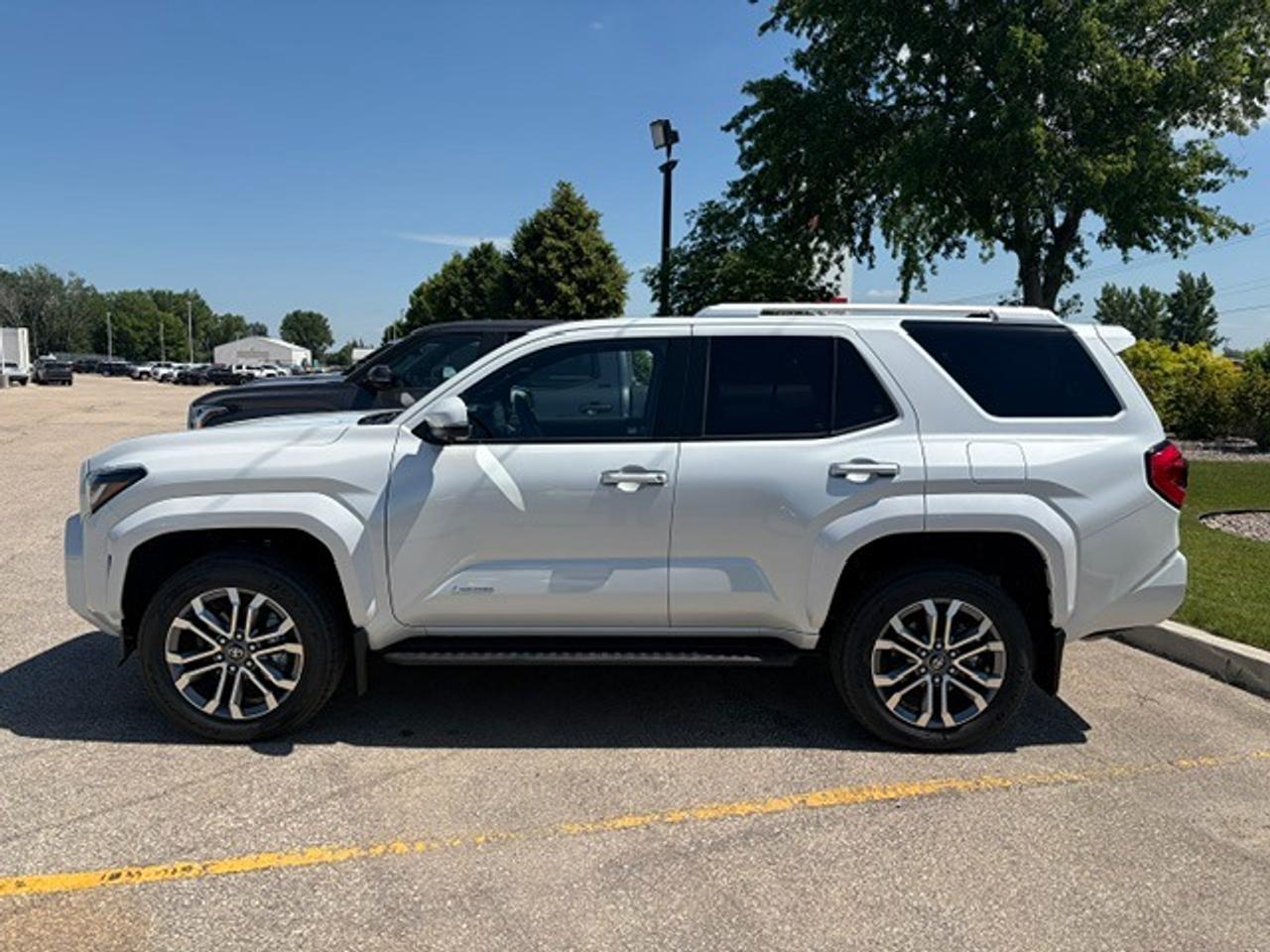 2026 Toyota 4Runner Limited Photo1