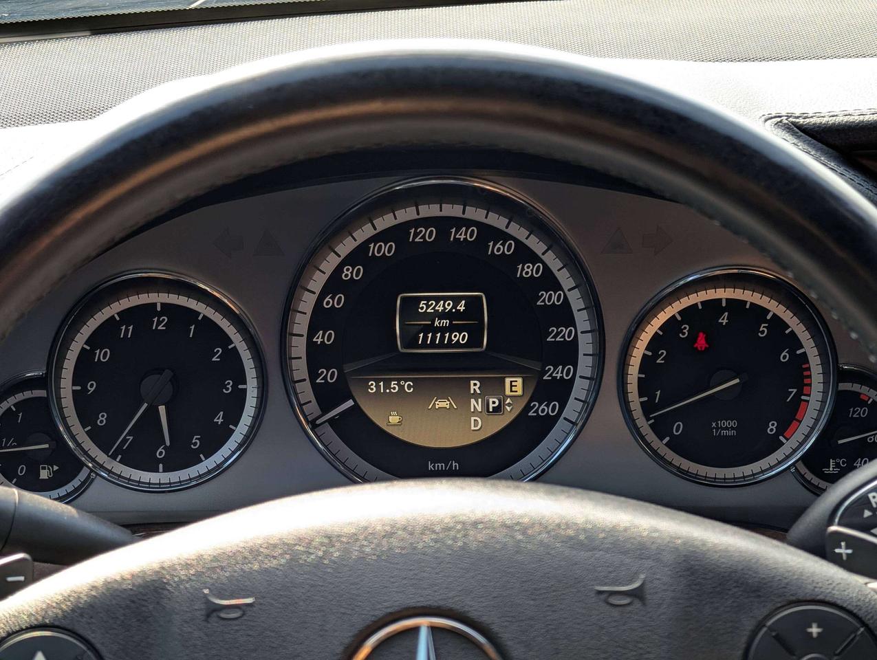 2012 Mercedes-Benz E-Class Clean CarFax   20 Service Records   High Optioned Photo