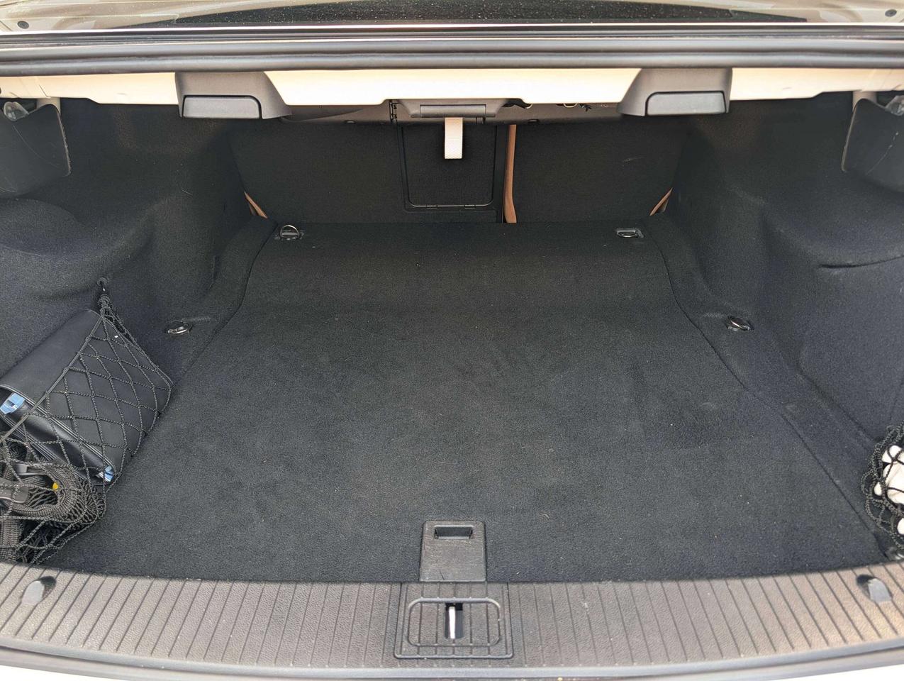 2012 Mercedes-Benz E-Class Clean CarFax   20 Service Records   High Optioned Photo