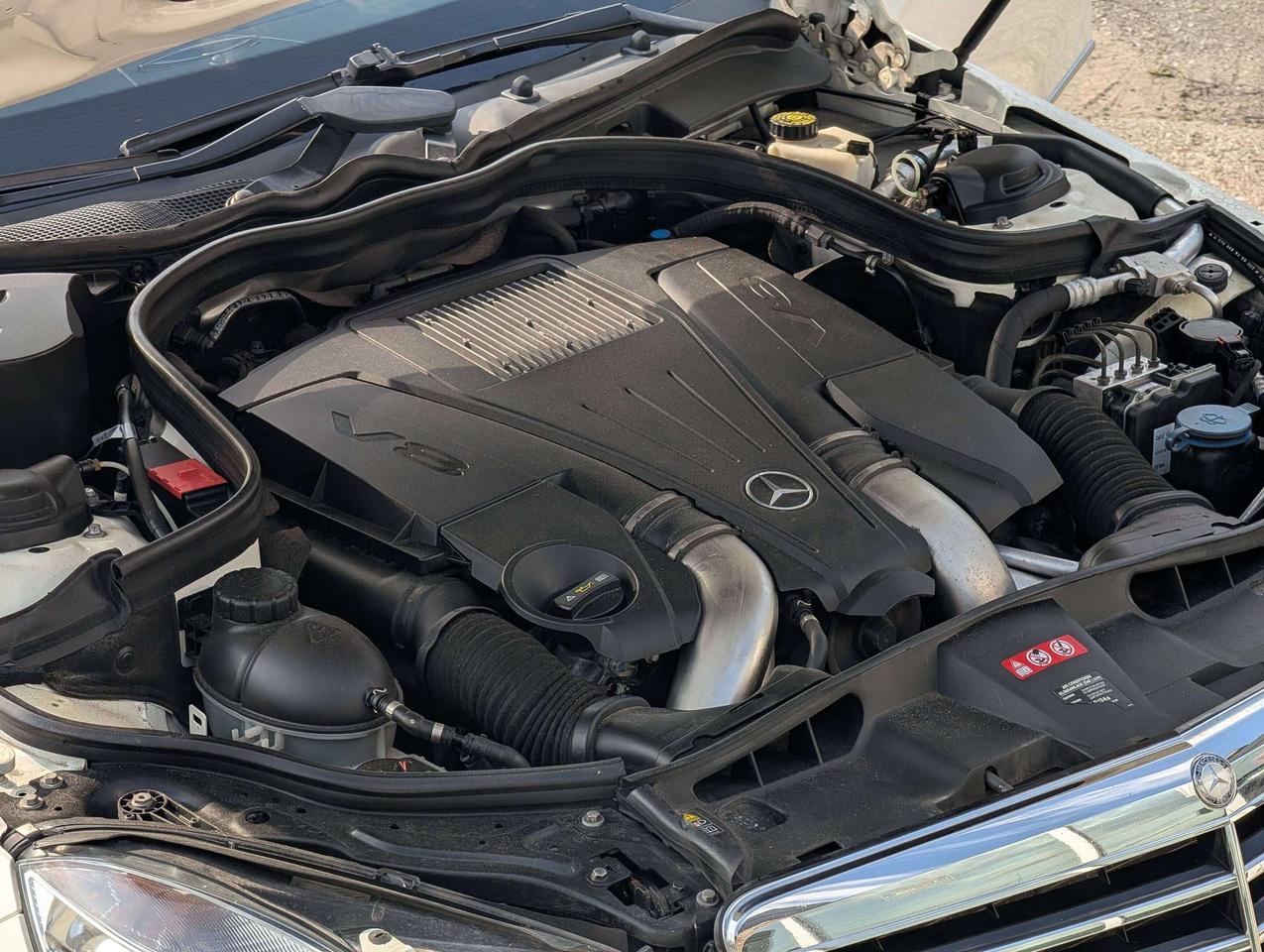 2012 Mercedes-Benz E-Class Clean CarFax   20 Service Records   High Optioned Photo