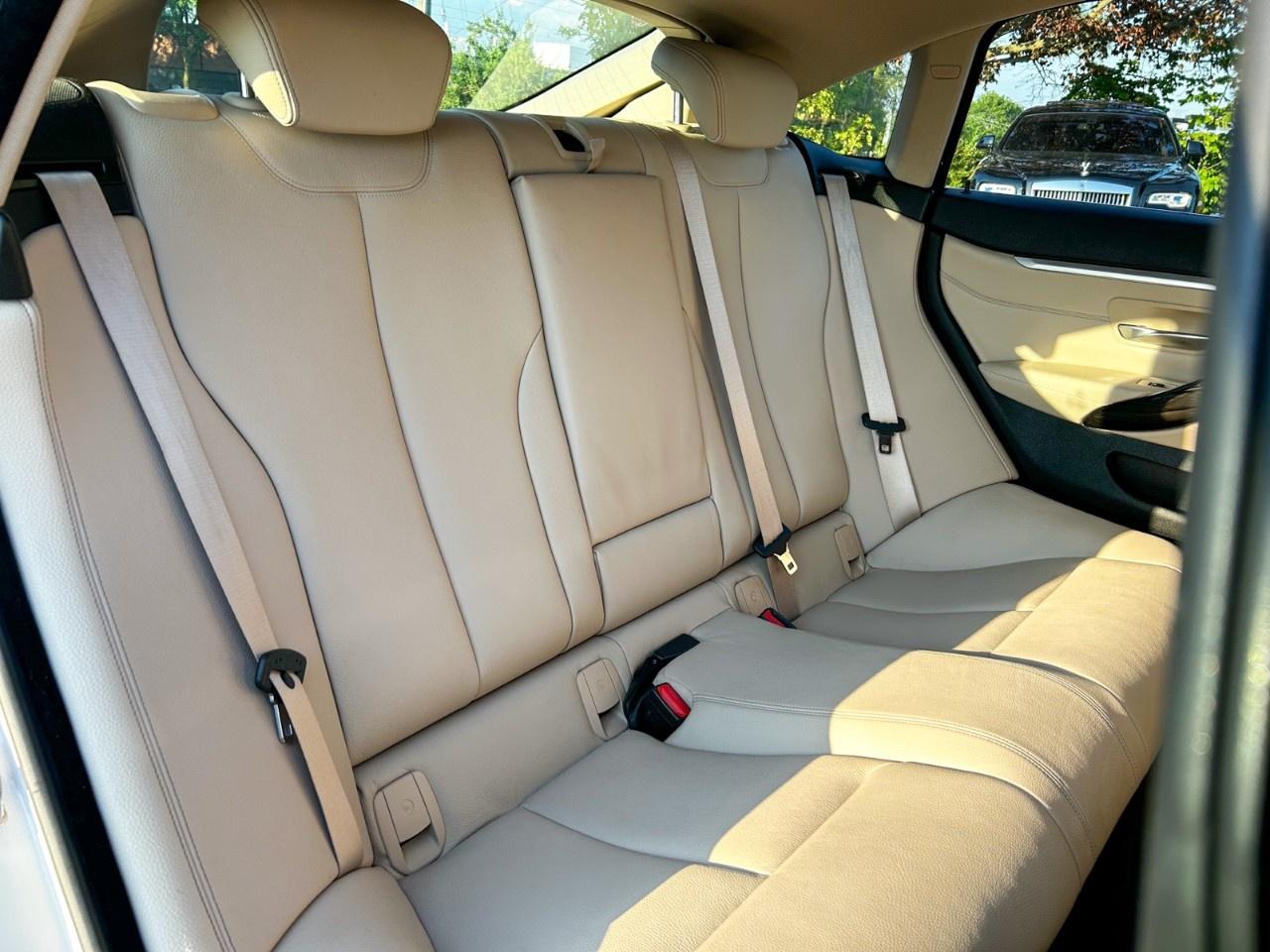 2017 BMW 4 Series 430i xDrive / Gran Coupe / All Options / One Owner Photo