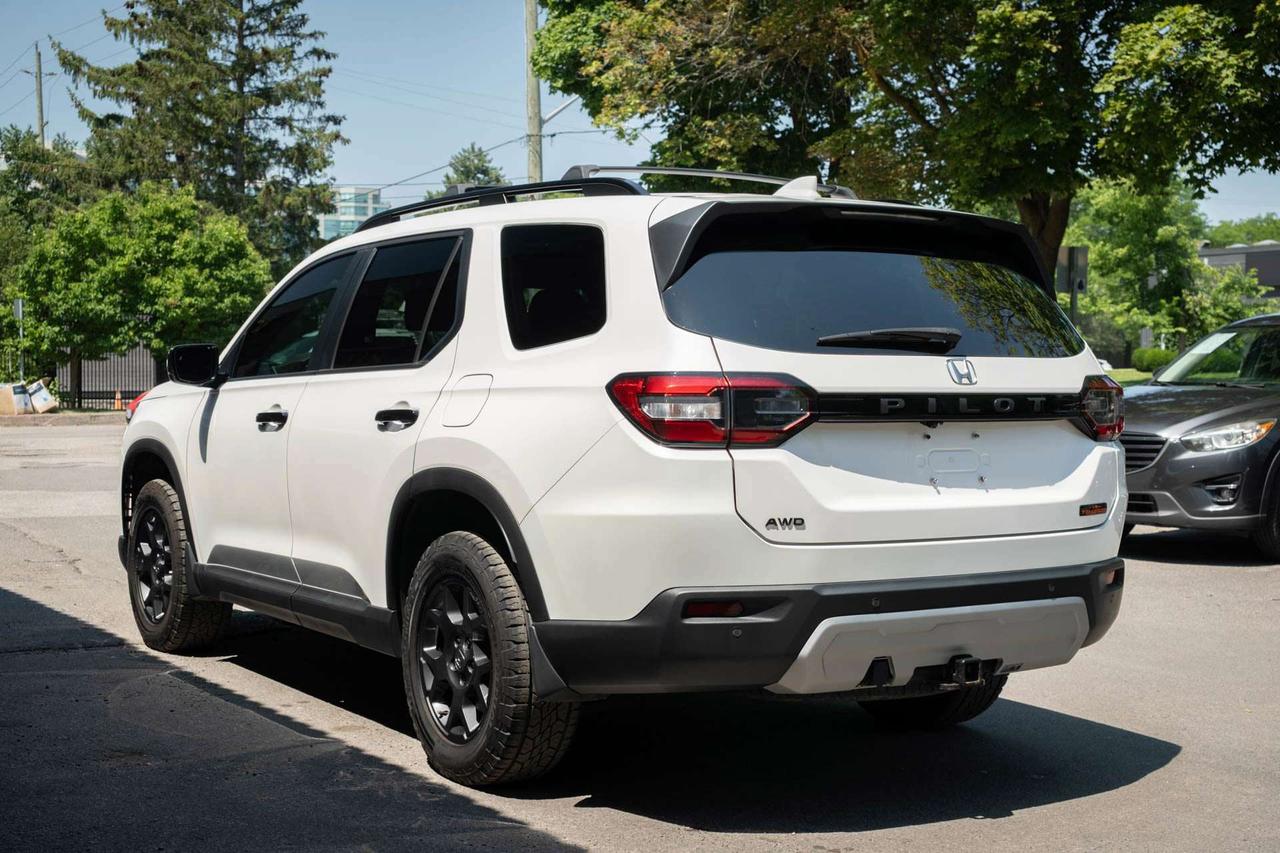 2025 Honda Pilot TrailSport AWD Photo