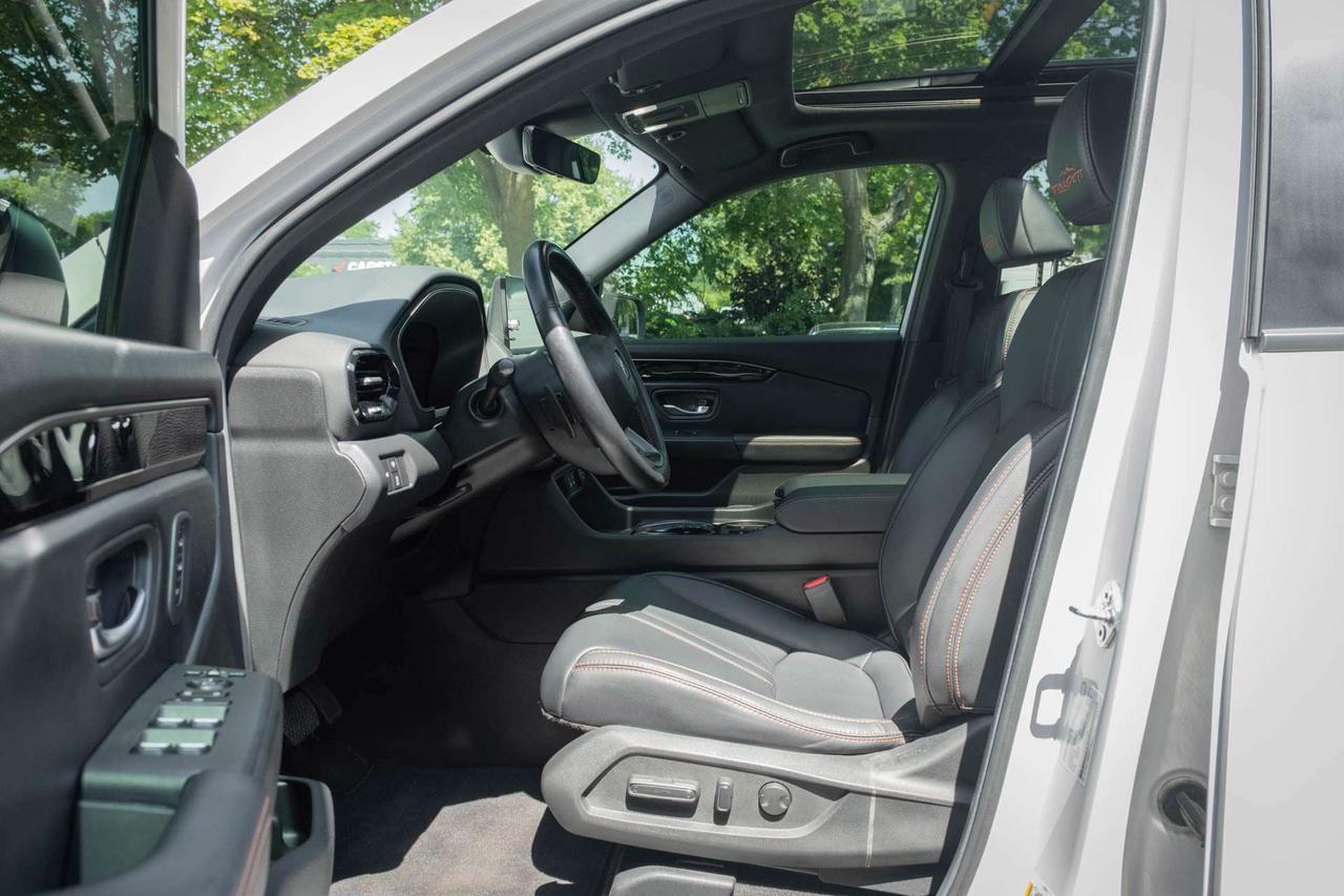 2025 Honda Pilot TrailSport AWD Photo