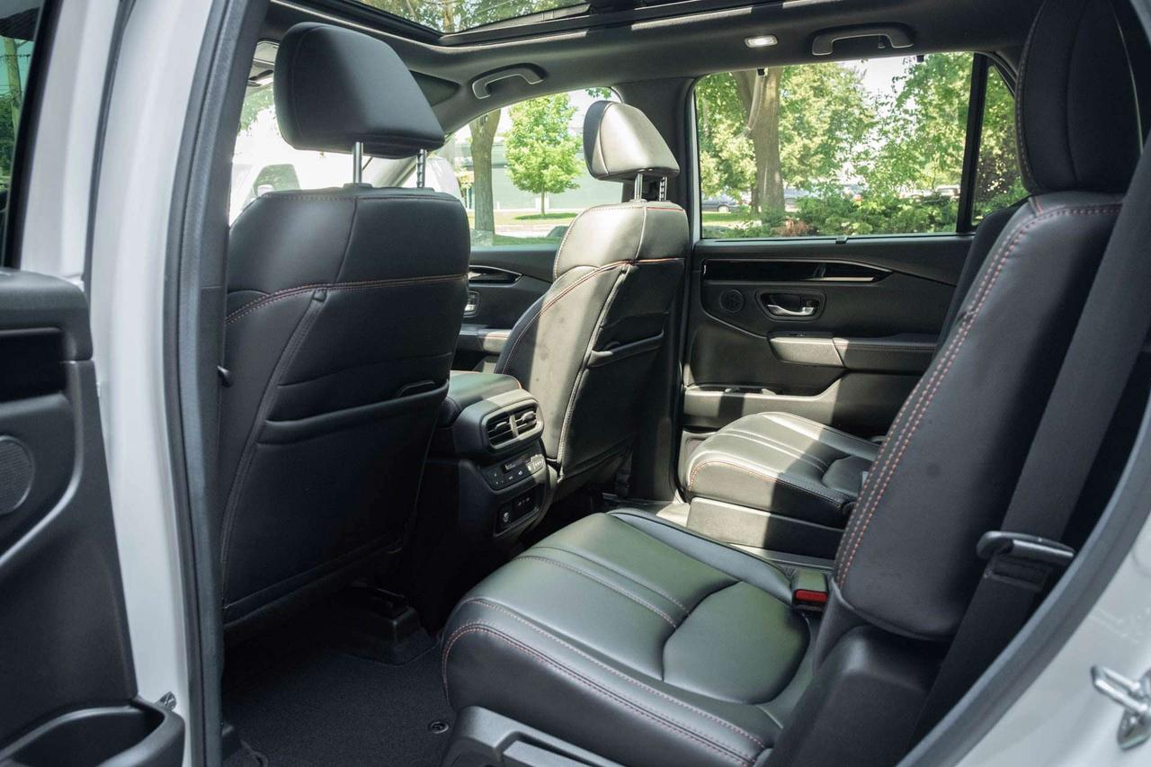 2025 Honda Pilot TrailSport AWD Photo