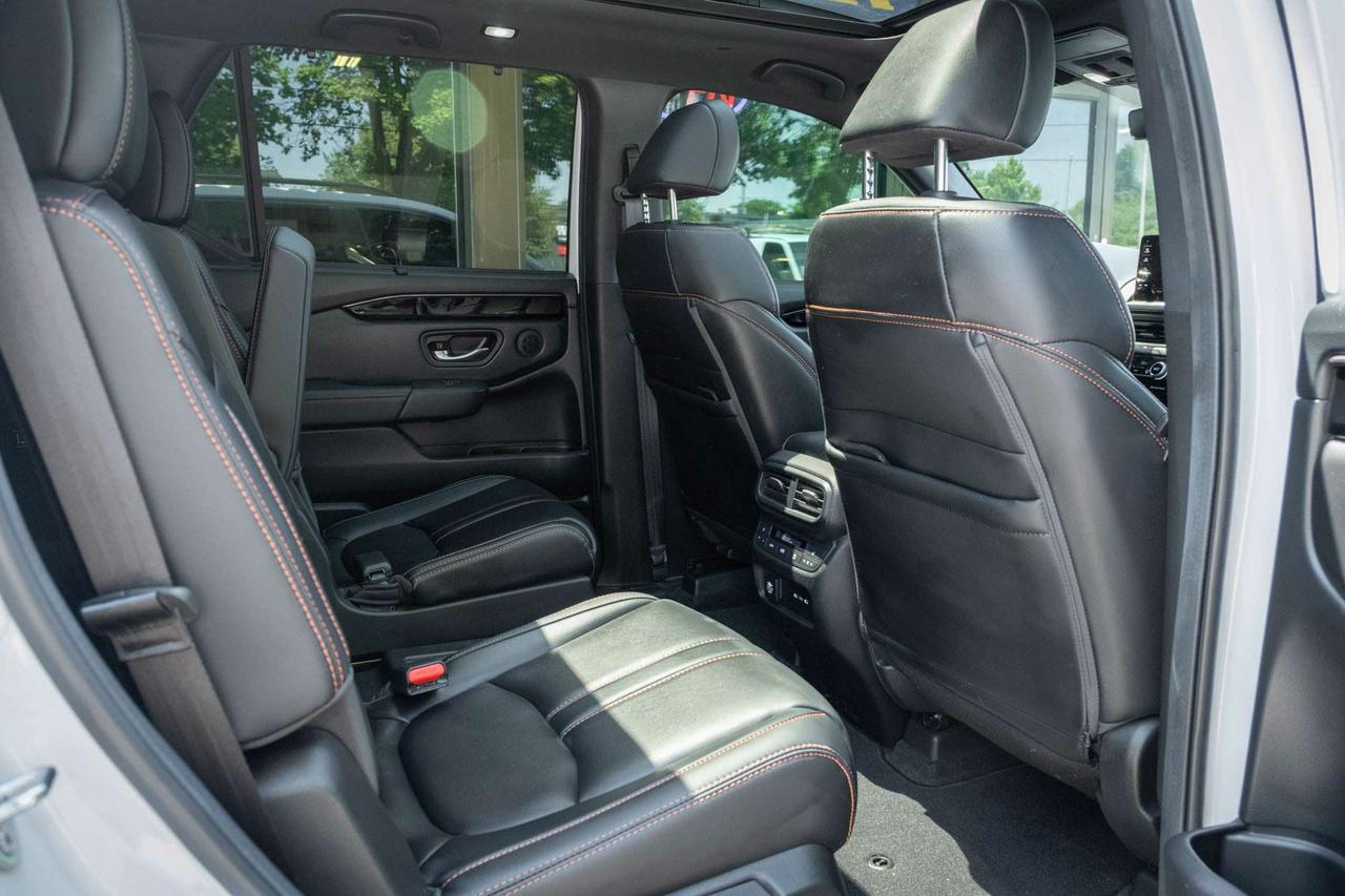 2025 Honda Pilot TrailSport AWD Photo