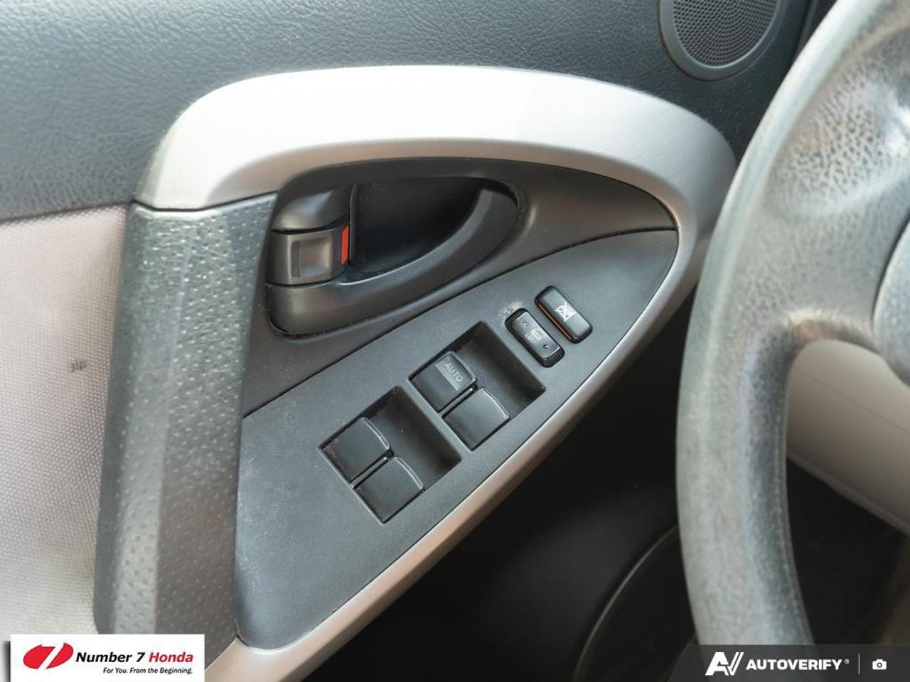 2006 Toyota RAV4 4dr Auto 4WD Base Photo