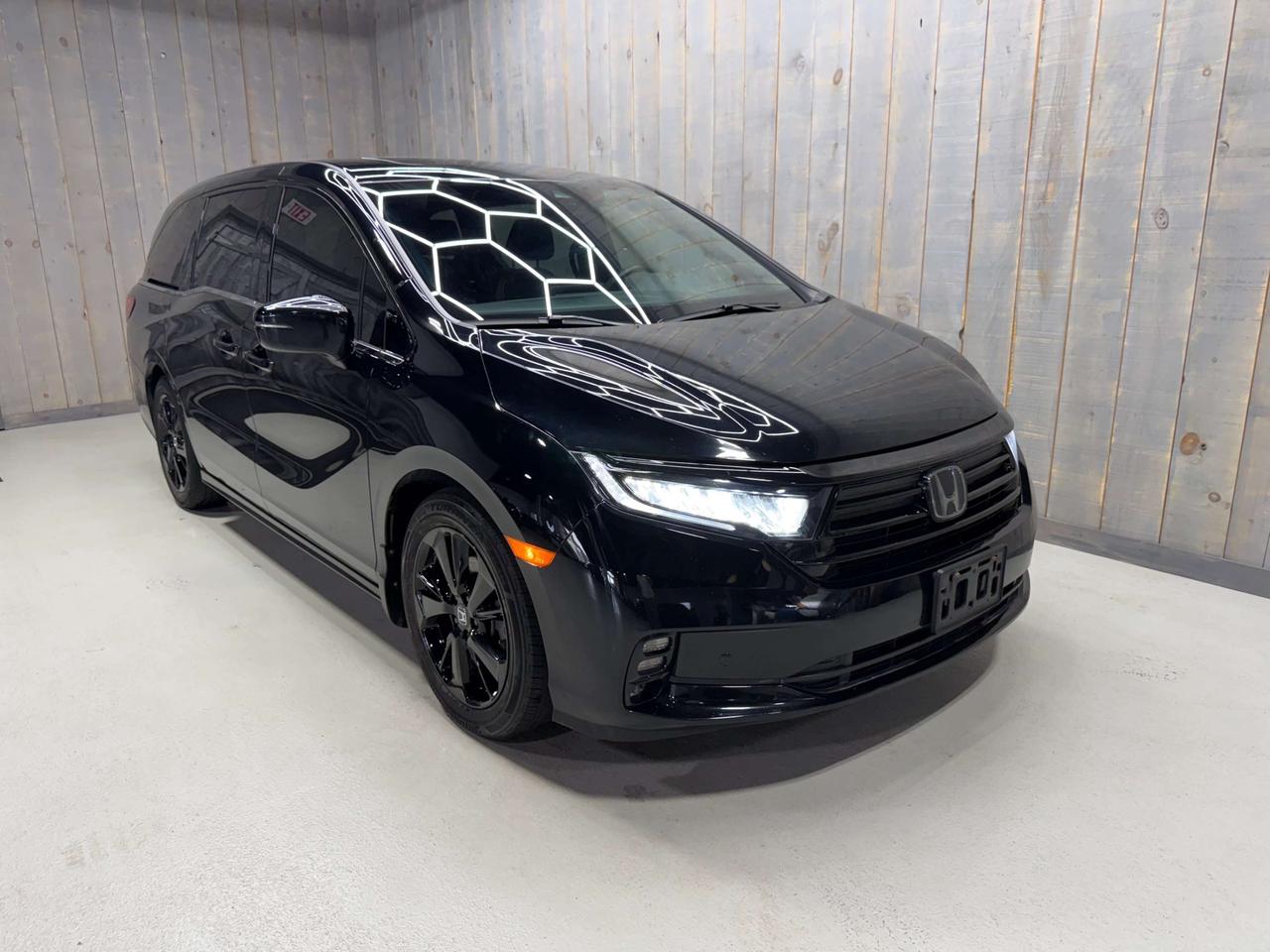 2024 Honda Odyssey BLACK EDITION NO ACCIDENTS Photo0