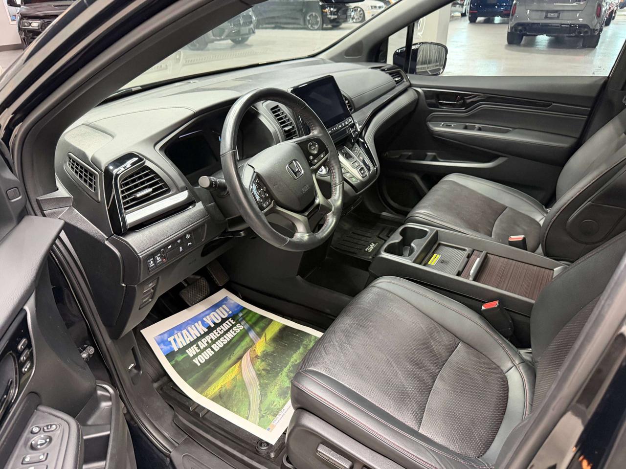 2024 Honda Odyssey BLACK EDITION NO ACCIDENTS Photo