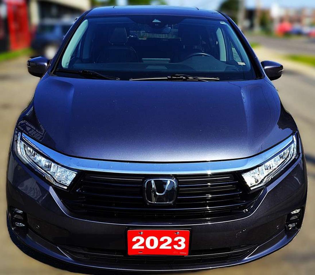 2023 Honda Odyssey Touring Passenger Van Automatic Photo