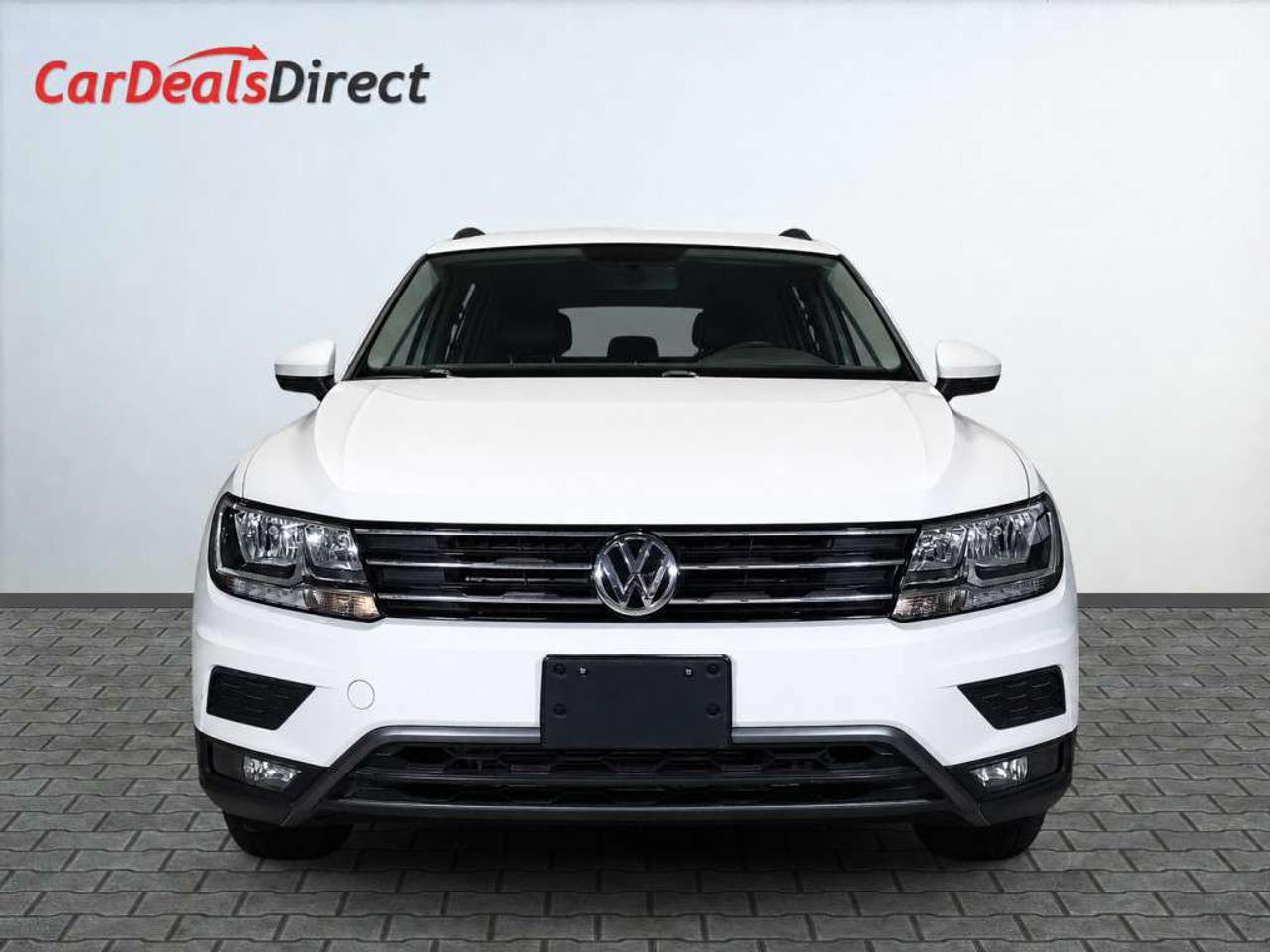 2018 Volkswagen Tiguan Trendline 4MOTION   Panoramic Sunroof   Blind Spot Assist   Clean CARFAX Photo5