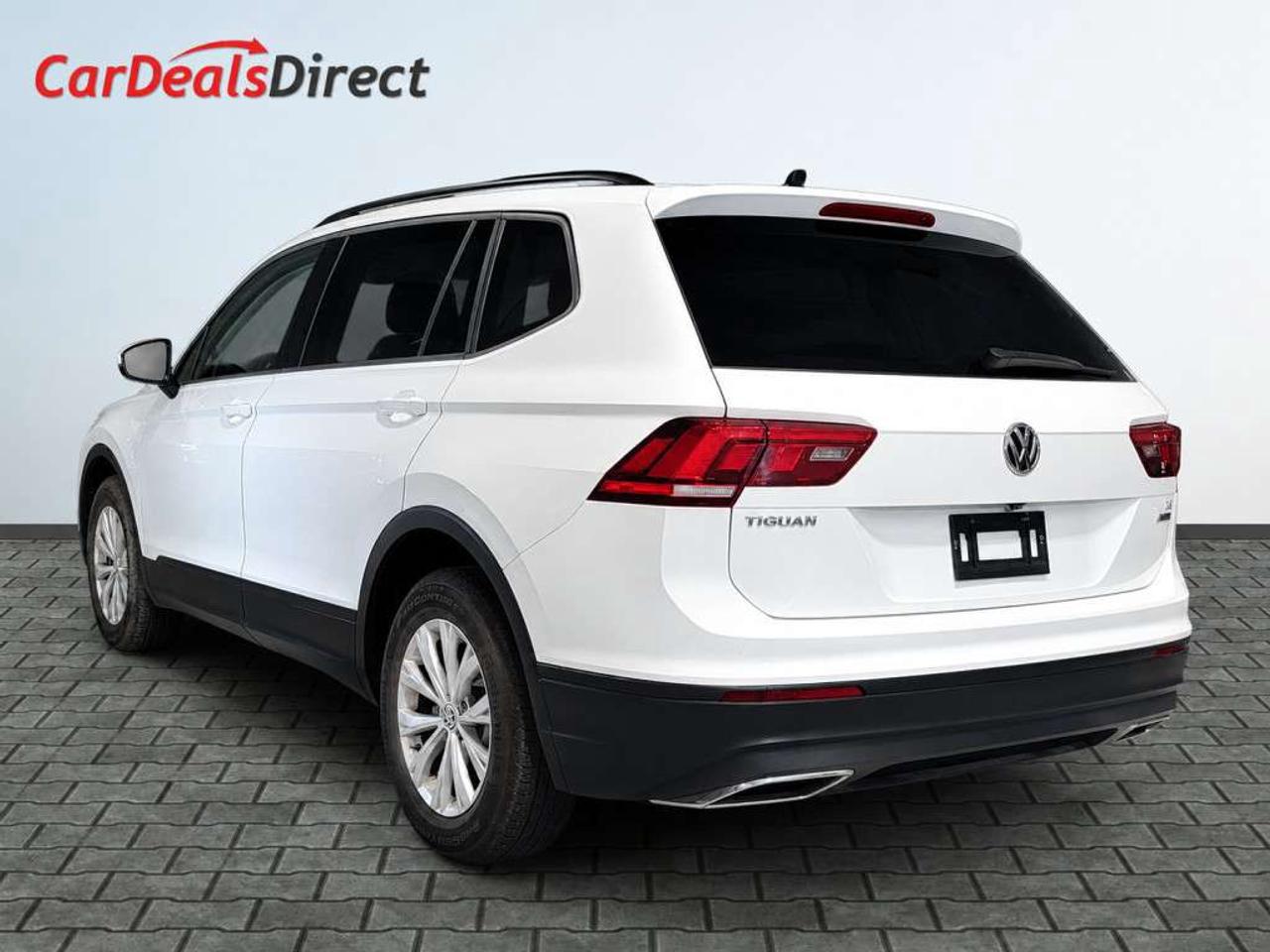 2018 Volkswagen Tiguan Trendline 4MOTION   Panoramic Sunroof   Blind Spot Assist   Clean CARFAX Photo