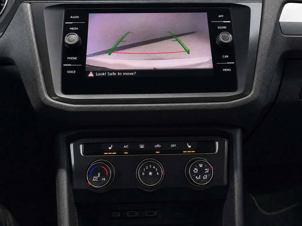 2018 Volkswagen Tiguan Trendline 4MOTION   Panoramic Sunroof   Blind Spot Assist   Clean CARFAX Photo
