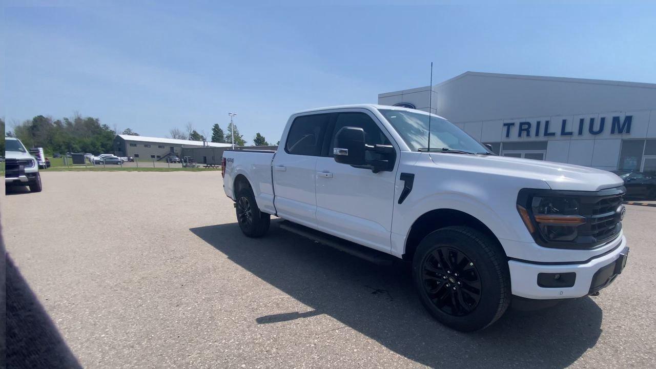 2026 Ford F-150 XLT Photo5