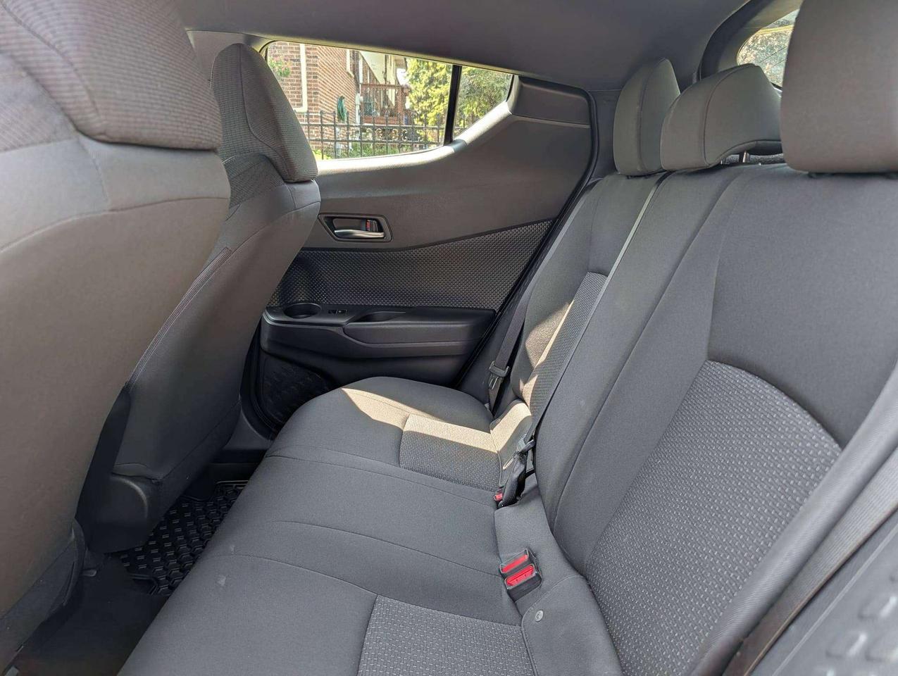 2019 Toyota C-HR XLE  Toyota Dealer Serviced  Low Kms Photo